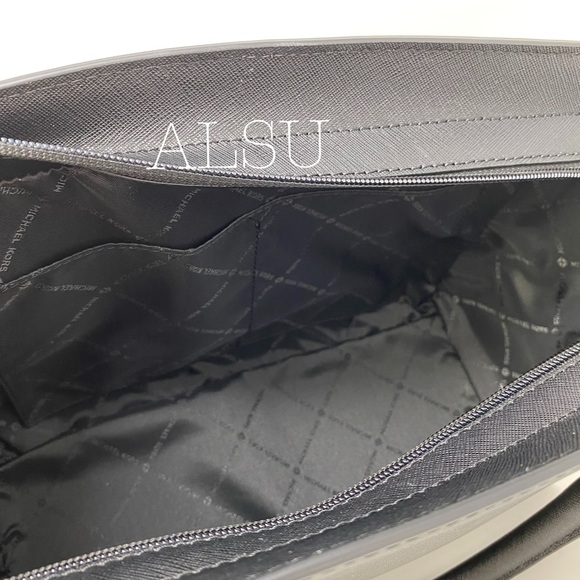 Michael Kors Selma Medium Top ZIP Satchel Le Black - Picture 7 of 8